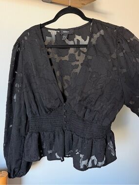 Forever 21 Black Sheer Floral V-Neck Peplum Top